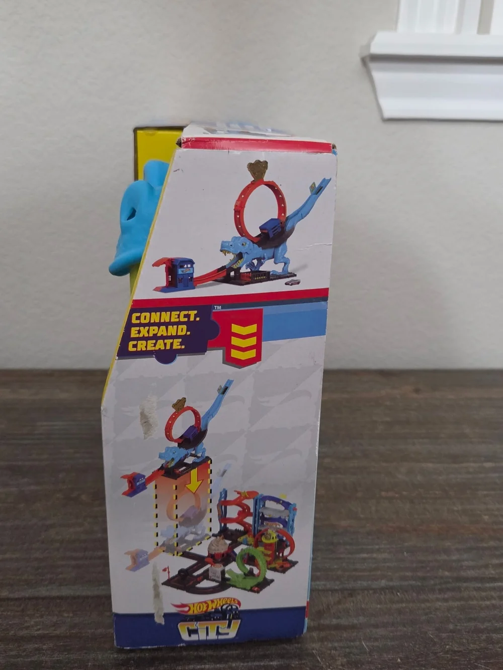 Hot Wheels T-Rex Chomp Down Playset - Bright Blue T-Rex